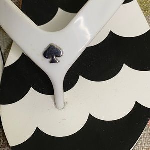 Kate Spade Milli Wedge Thongs Size 6 Black/White NWT Retail $49